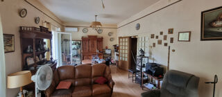  Propriété/château à vendre 6 pièces 148 m²
