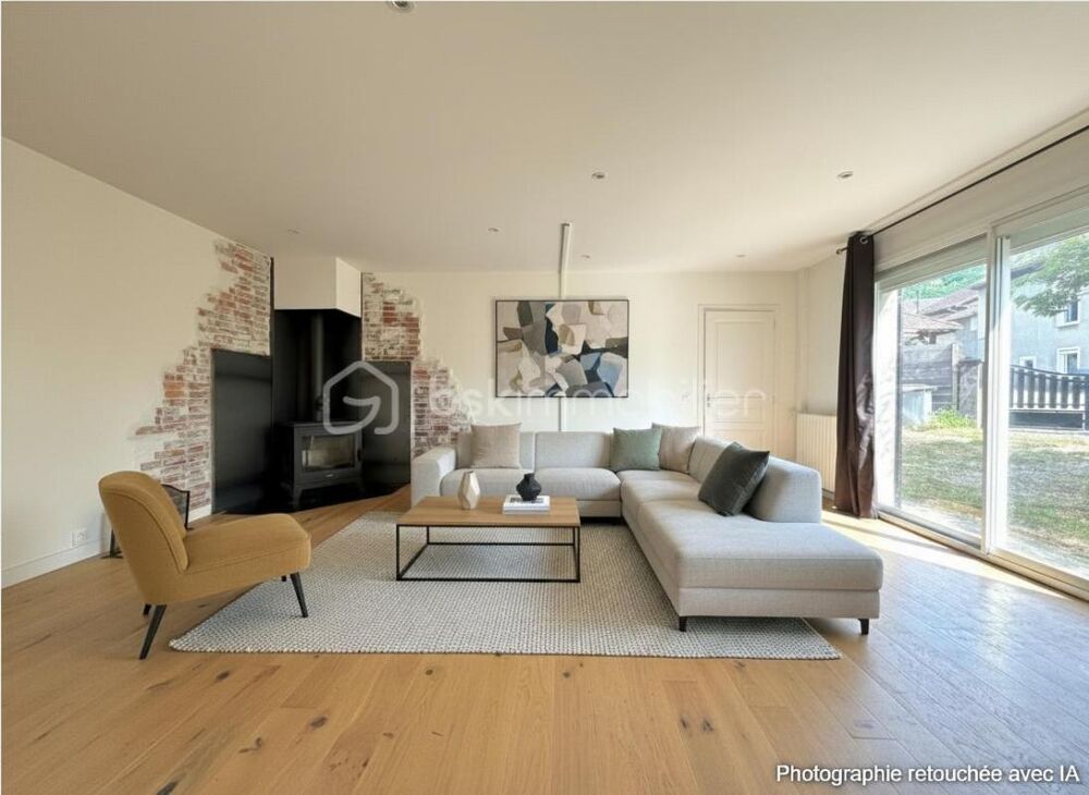 Maison familiale rénovée de 175 m²  5 chambres  Terrain 904 m²