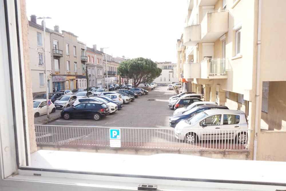 FIRMINY CENTRE 42700 T3 53 m² 2 CHAMBRES