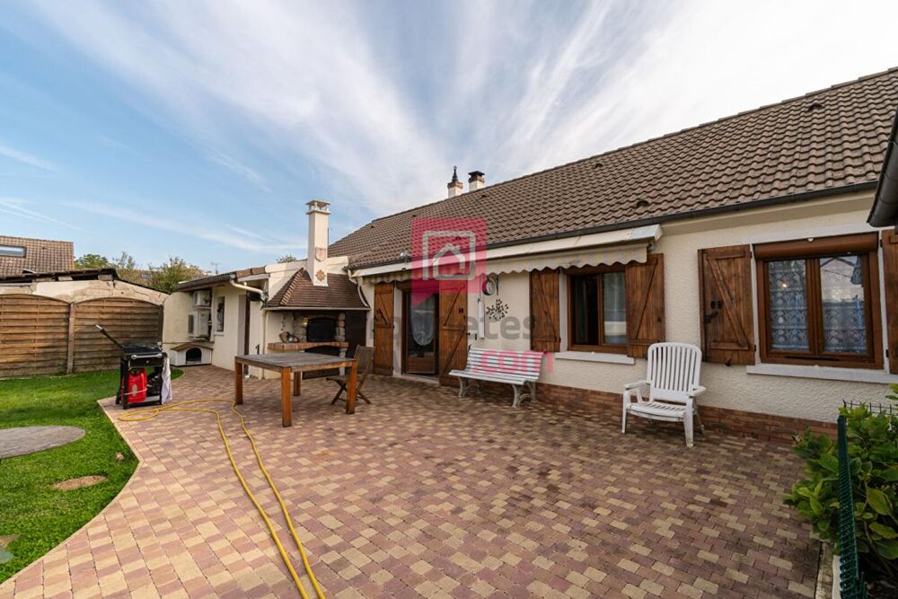 Vente Maison Vend cette maison familiale 4 chambres  88 m² et un jardin de 792 m² Quartier recherché de Saint-Pathus Saint pathus