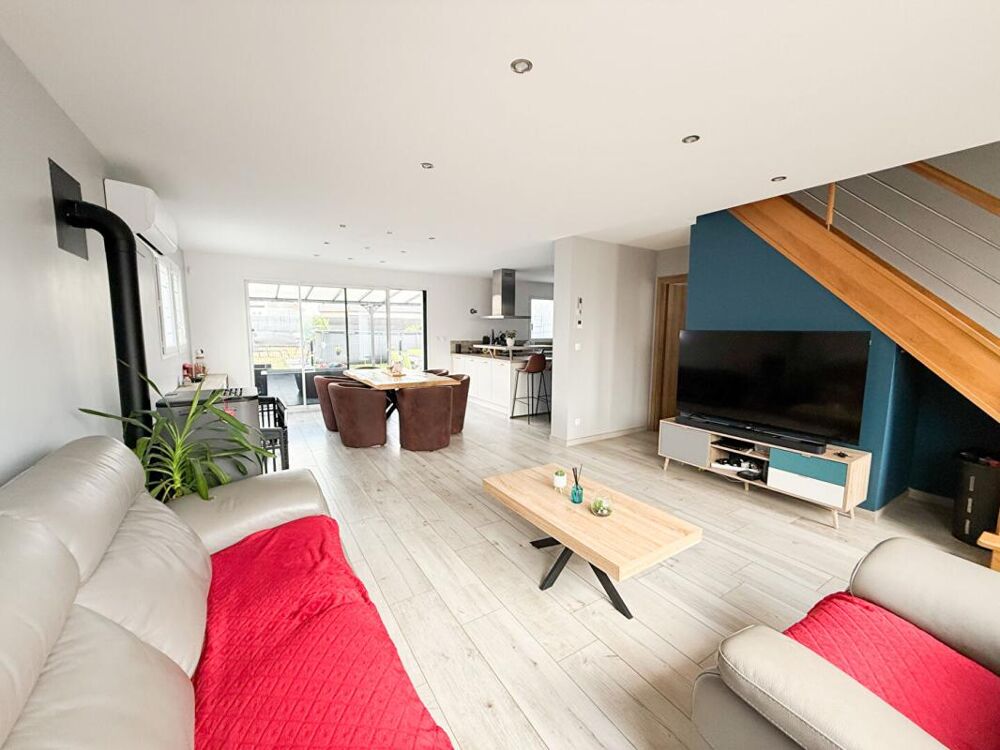 Vente Maison Pavillon individuel de 2021 en semi plain-pied, 4 chambres, bureau,133 m²,  commune prisée à 5 minutes de Vimy Vimy