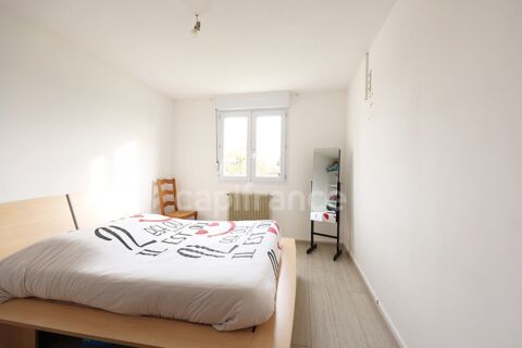   ENSEMBLE IMMOBILIER AVEC MAISON, GRANDS GARAGES, Grand terrain ET ANCIENNE BOUTIQUE DE STATION-SERVICE � AXE TR�S PASSANT � CH�T 