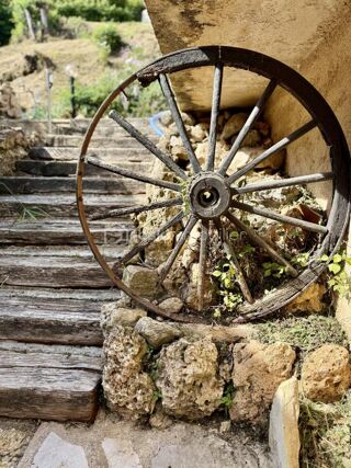  Maison � vendre 6 pi�ces 220 m�