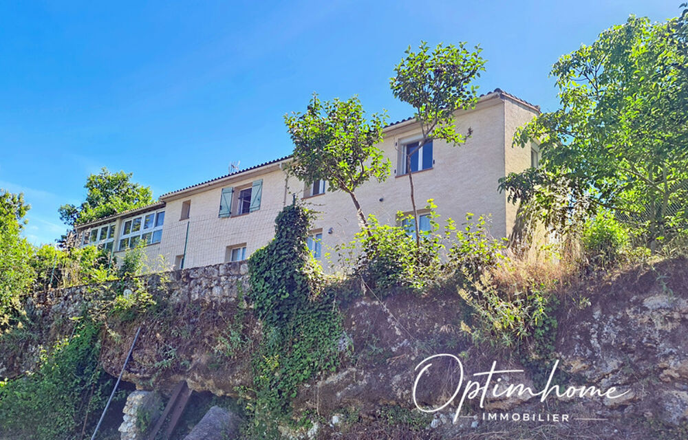 Maison 9 pièces 223 m² · à Dondas · 223 m² · 282 000 €