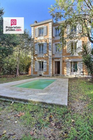  Maison  vendre 6 pices 205 m