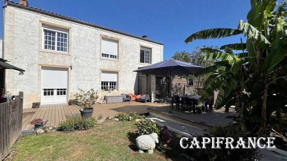 Vente Maison A vendre Belle Propriété en pierre - 10 pièces - 6 chambres - 295 m² habitables avec gîte attenant 6 personnes - LE DOUHET (17) Fontcouverte