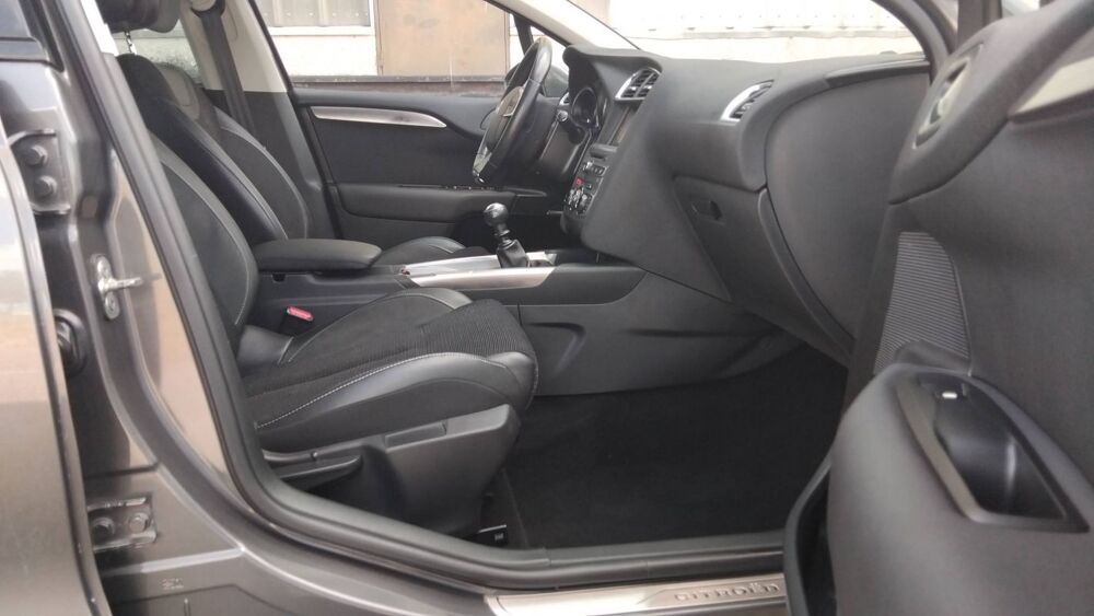 C4 1.6 BlueHDi 120 Exclusive 2015 occasion 38780 Pont Eveque
