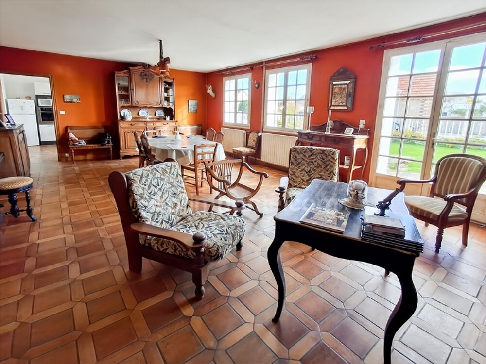 Vente Maison LONGERE DE 170 M HABITABLES A RENOVER sur un beau terrain de 2000 m divisible et constructible Saint aubin des bois