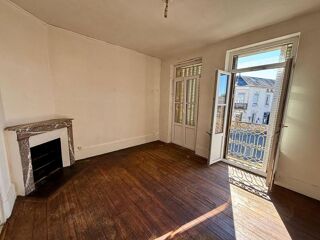  Immeuble à vendre 7 pièces 134 m²