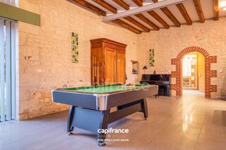  Maison à vendre 10 pièces 367 m²