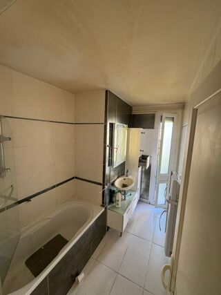  Appartement � louer 5 pi�ces 99 m�