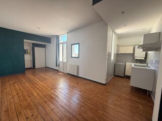  Immeuble à vendre 12 pièces 320 m²