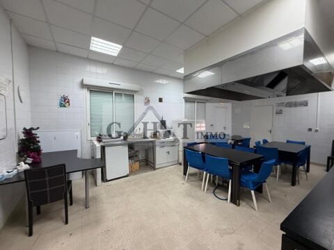   ENTREPOT/ BUREAU A VENDRE MERU 