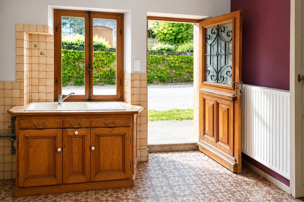 Vente Maison Maison de 6 pièces de 173 m² à Villers-lès-Luxeuil Villers les luxeuil