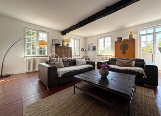  Maison à vendre 11 pièces 333 m²