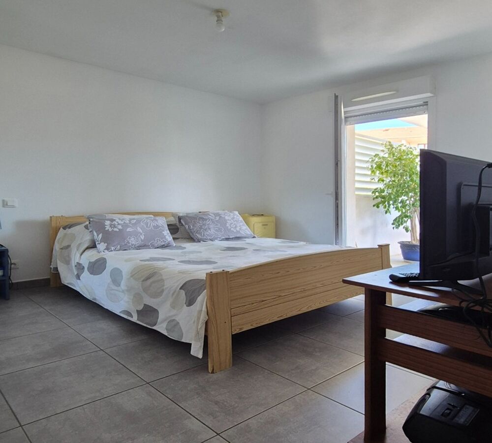 Vente Appartement CALVI T3 MODERNE AVEC TERRASSE DE 17 M2 PROCHE DES PLAGES ET COMMERCES Calvi