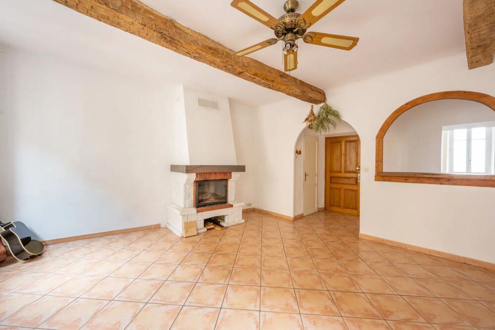 Appartement de 3 pièces de 65 m² à Callian