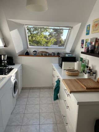  Appartement à louer 3 pièces 80 m²
