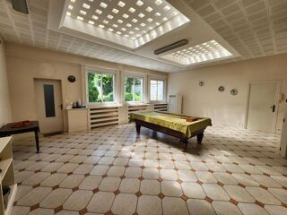  Maison à vendre 11 pièces 354 m²