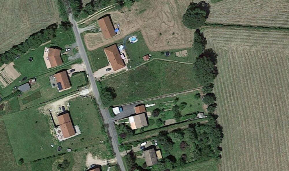Vente Terrain Terrain constructible 2241 m² Saint genest