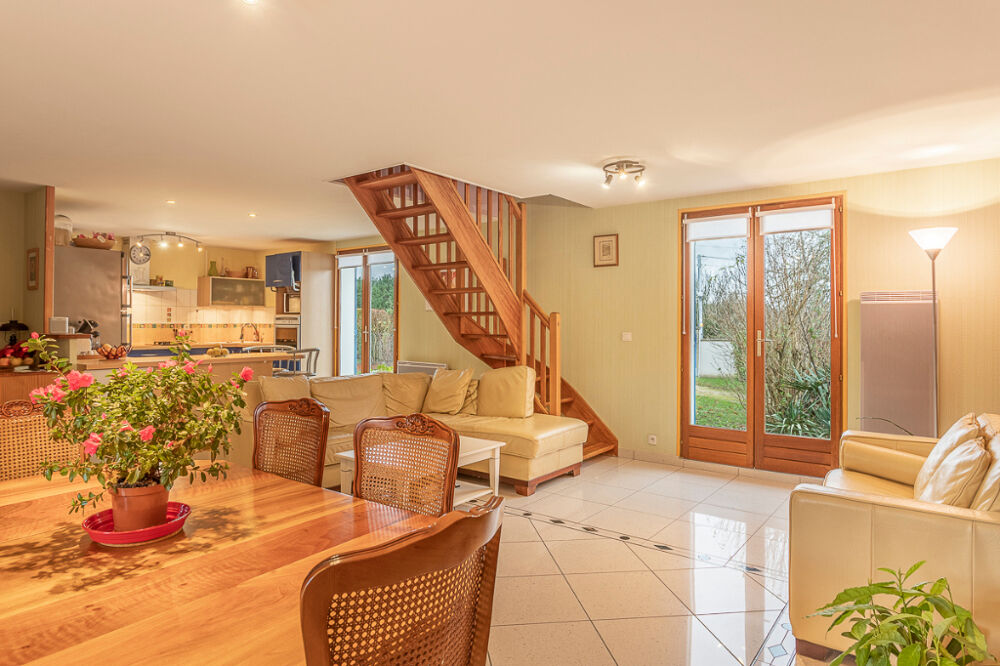 Maison La Chapelle Montmartin 9 pièces 170 m2