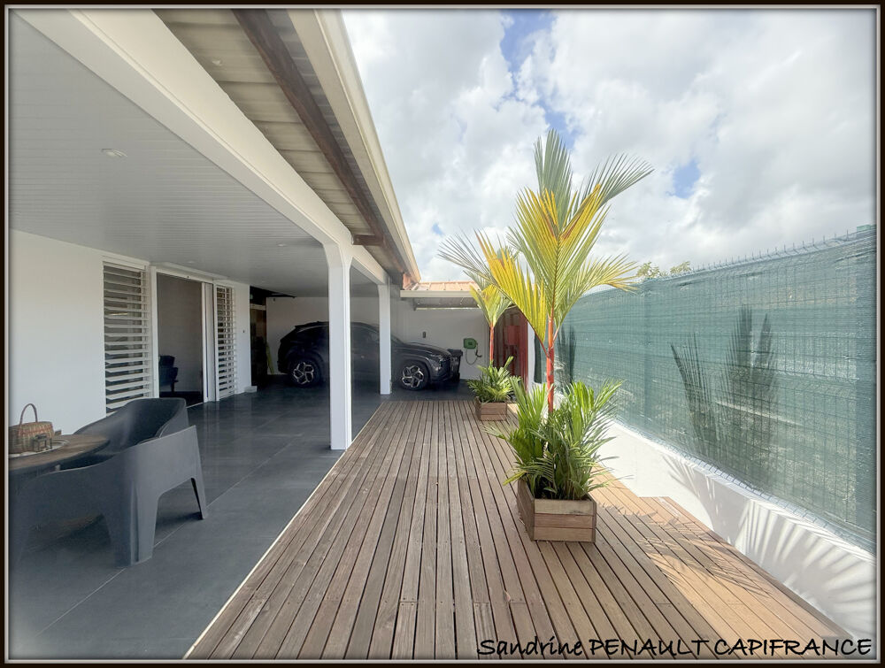 A VENDRE A KOUROU (GUYANE FRANCAISE) UNE MAGNIFIQUE MAISON INDIVIDUELLE T4 de 154 m² - TERRAIN DE 425 m² - AU PRIX DE 384000 €