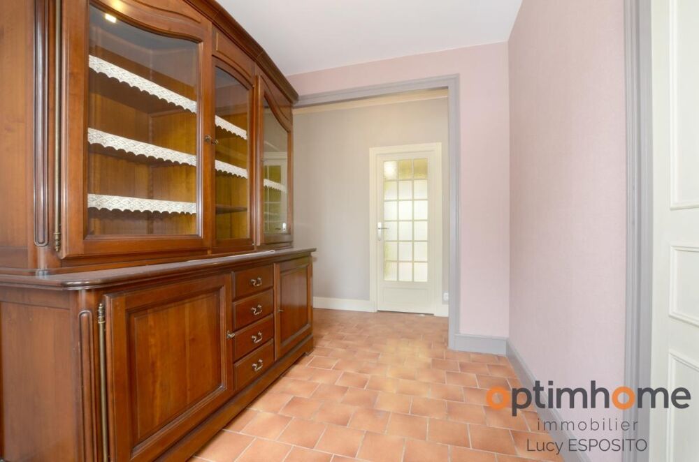 Vente Maison ? Coup de cœur – Belle maison rénovée au cœur de Champagne-Mouton Champagne mouton