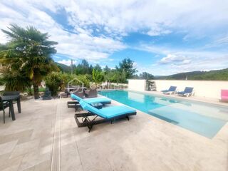  Villa  vendre 12 pices 266 m