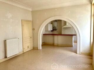  Immeuble � vendre 15 + pi�ces 730 m�