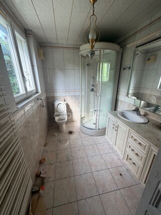  Immeuble à vendre 10 pièces 204 m²