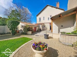  Maison � vendre 8 pi�ces 243 m�