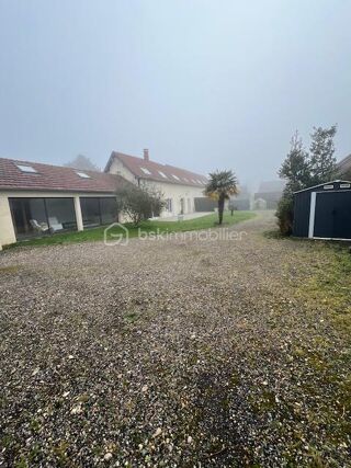  Propri�t�/ch�teau � vendre 9 pi�ces 240 m�