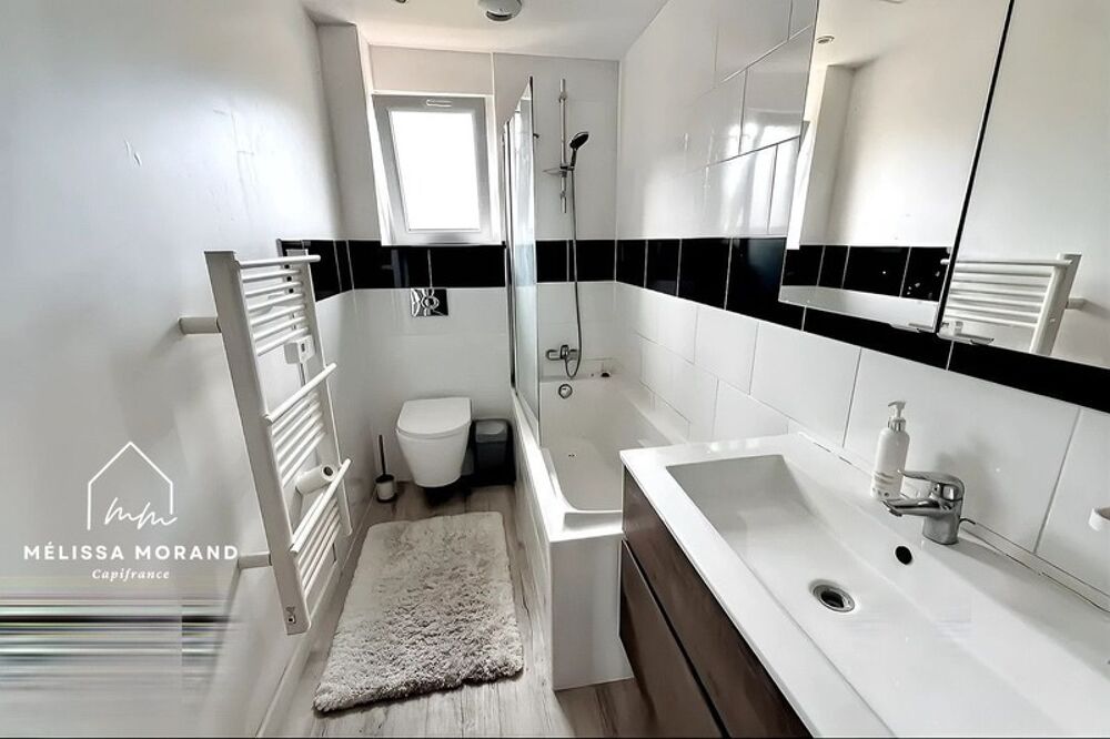 Vente Appartement Appartement T5 duplex à vendre 5 pièces SCIEZ (74), entièrement rénové, hyper centre Sciez