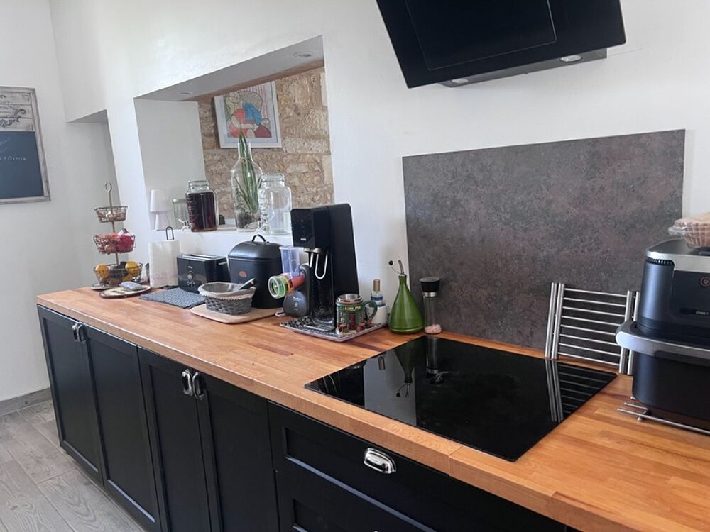 Vente Maison Maison à vendre 5 pièces VARZAY (17) avec piscine Varzay