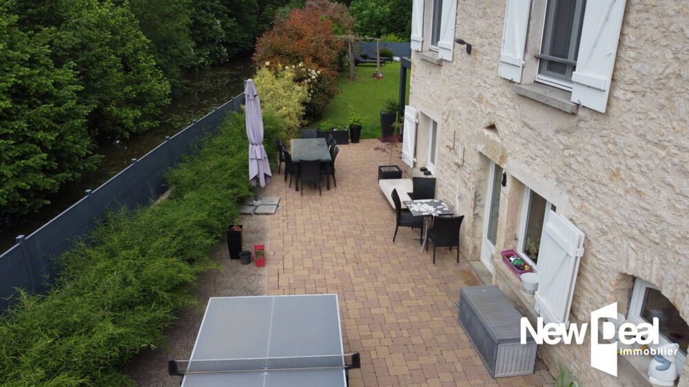 Vente Maison EXCLUSIVITE MONCEY maison en pierre 250 m2 de type 8 rénovée Devecey