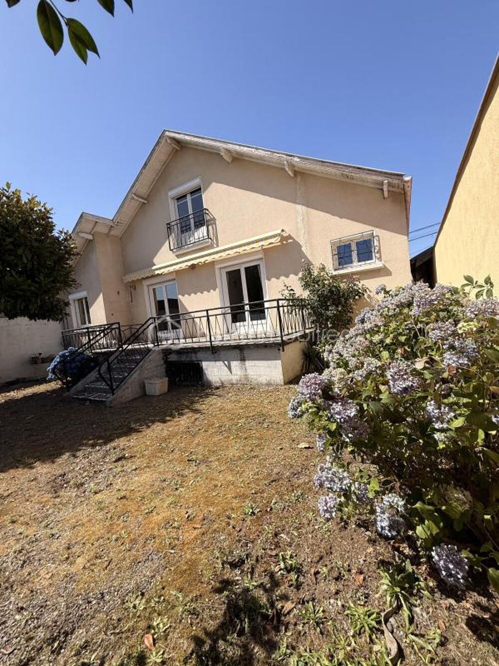 Maison 127 m² - 5 chambres - Terrain 440 m² - Garage