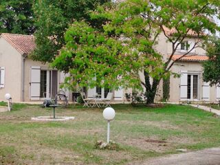  Villa à vendre 8 pièces 284 m²