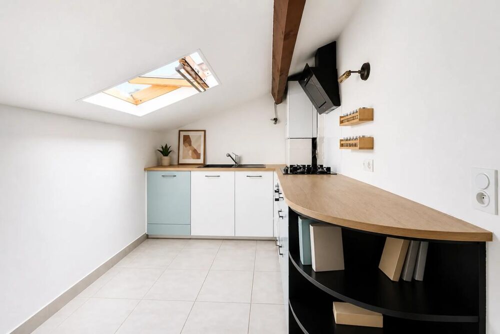 Vente Appartement Appartement T3 au dernier étage - 61 m2 - Urrugne centre Urrugne