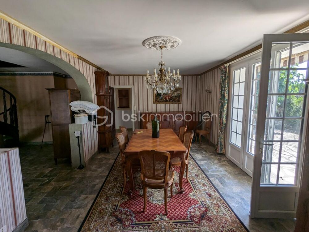 2 Maisons proche St Emilion de 150 m2 et 100m2 170000€ St Pey D'armens