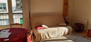  Appartement à louer 4 pièces 83 m²