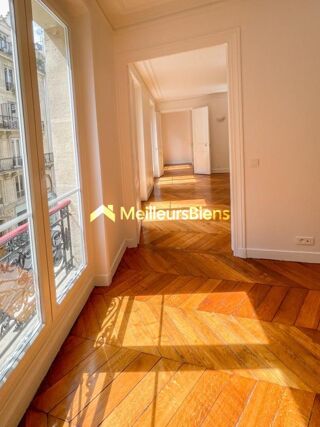  Appartement � louer 5 pi�ces 127 m� Paris