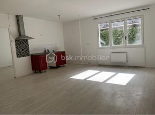  Immeuble � vendre 15 + pi�ces 372 m�