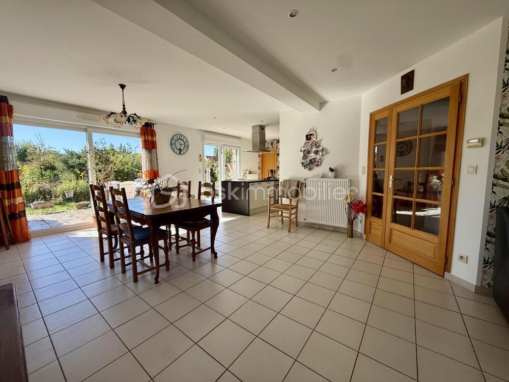 Vente Maison Maison de 131 m² en semi-plain-pied – 4 chambres – Terrain de 1 118 m² Noordpeene