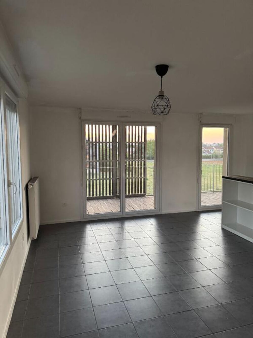Location Appartement T3 de 67 m² avec grand balcon à Corbas Corbas