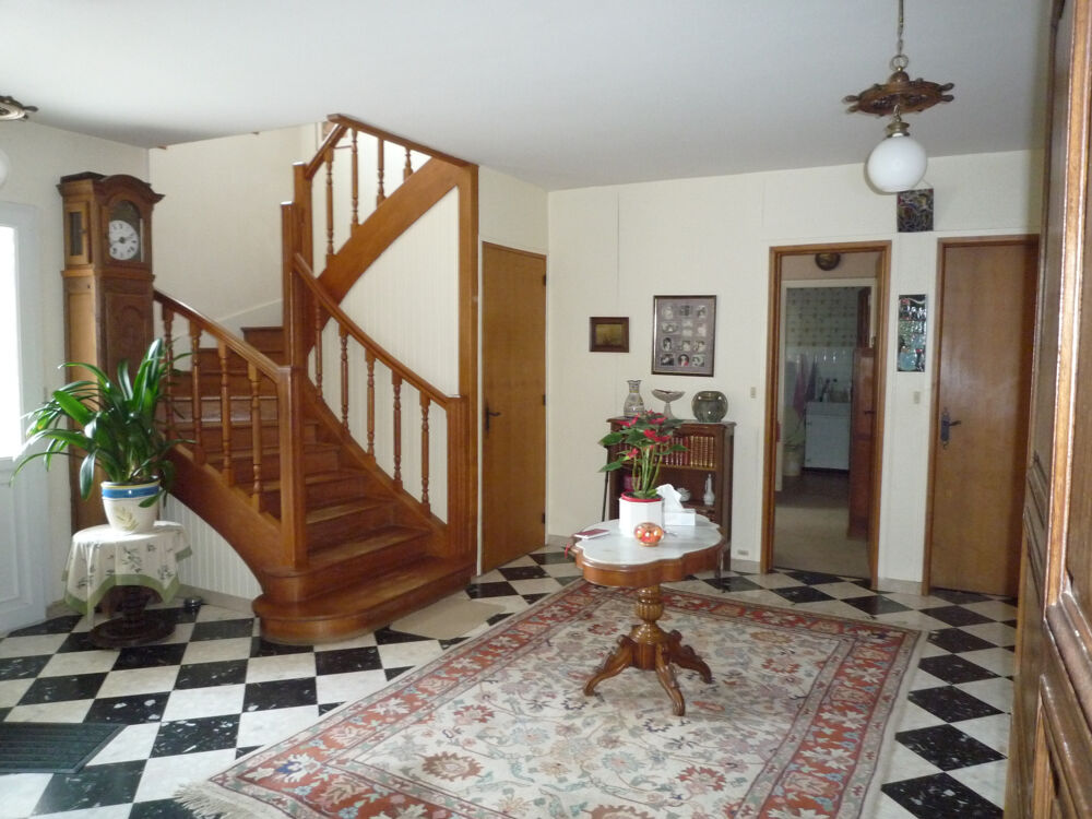 à vendre  Propriété/château Montdauphin (77320)
