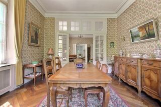  Maison à vendre 12 pièces 341 m²