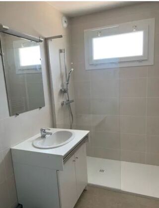  Appartement à louer 3 pièces 61 m²