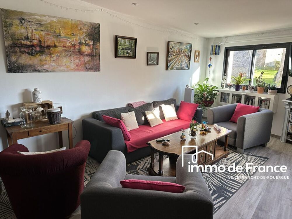 Vente Maison Secteur RIGNAC / LANUEJOULS maison de village 131 m² avec jardin et garage double Anglars saint felix