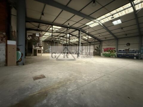   Entrepot / Bureaux 4250m2 A vendre Montreuil 
