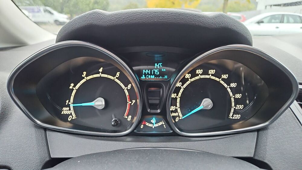 Fiesta V 1.0 EcoBoost 100 Titanium 2016 occasion 38360 Sassenage